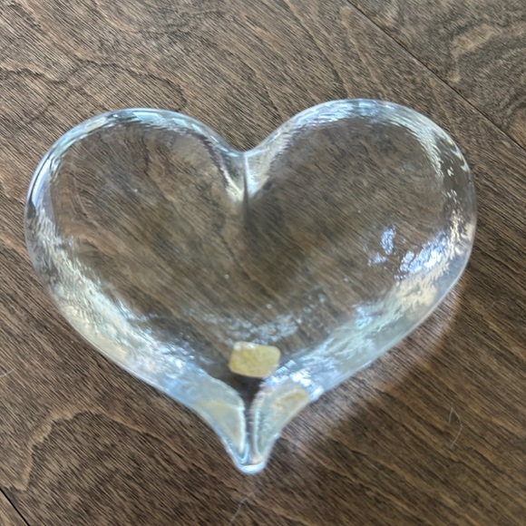 Boda Sweden Vintage Heart Paperweight Swedish Handmade Scandinavian Art Glass - Picture 3 of 4
